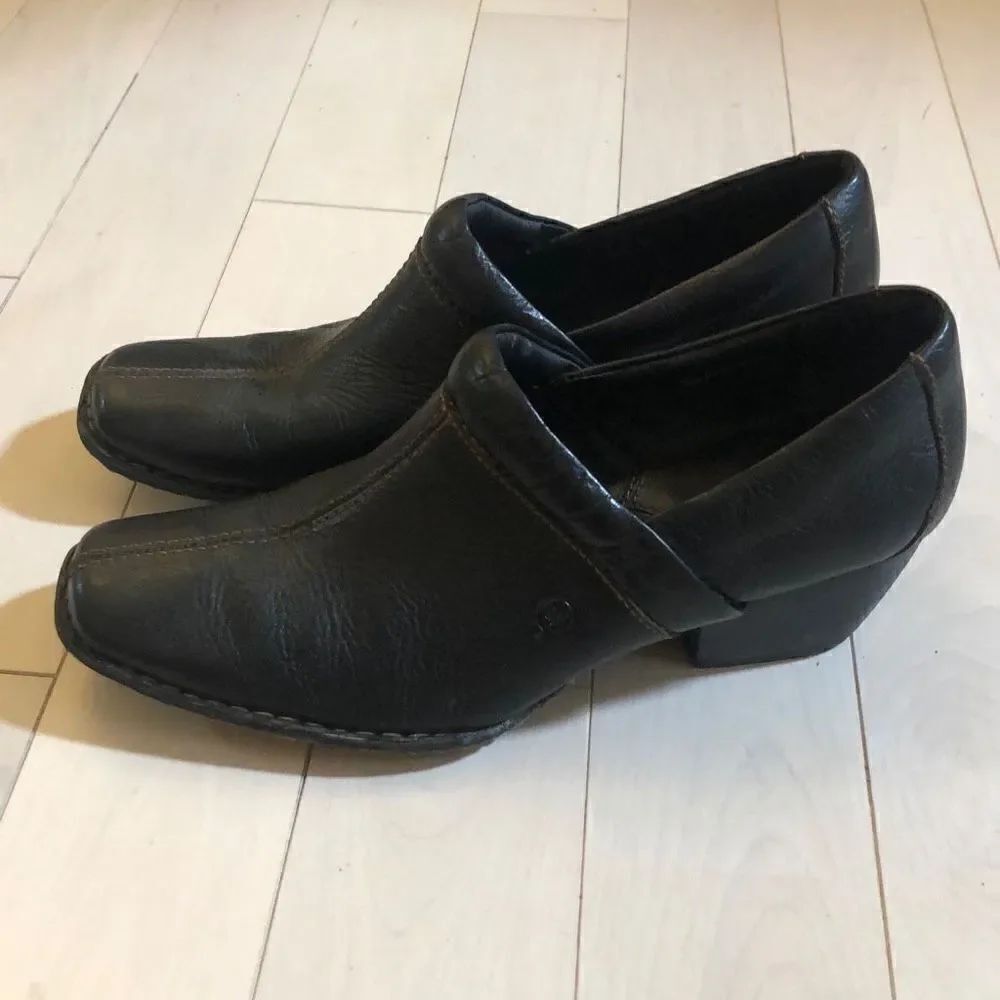 Clarks Women's Pebbled Leather Slip-on Casual Closed Back Clogs Black Size 9